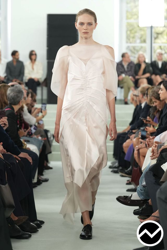 Jil Sander, SS27 womenswear, Organza, look 25