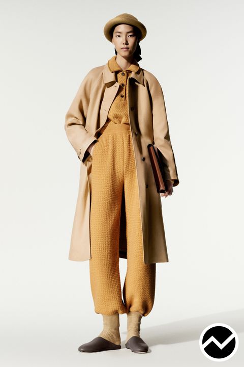 Loro Piana, SS27 womenswear, Mustard, look 24