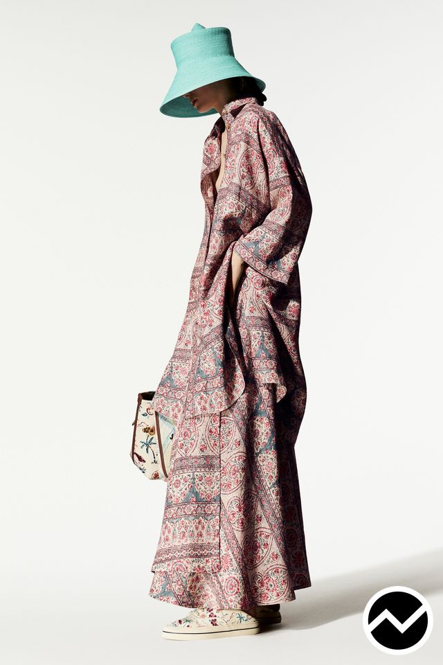 Loro Piana, SS27 womenswear, Paisley, look 34