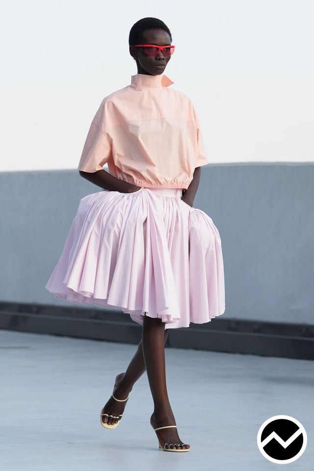 Moschino, SS27 womenswear, Rose, look 11