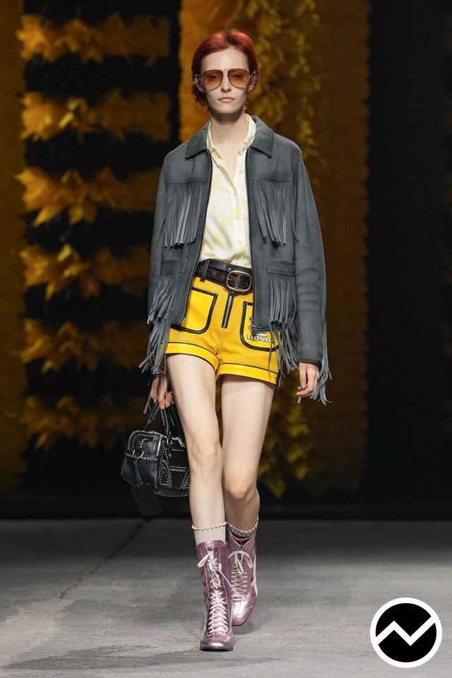 Onitsuka Tiger, SS27 womenswear, Cuffed Shorts, look 6
