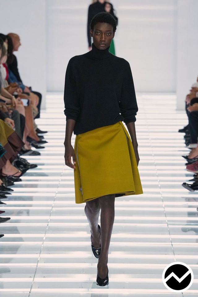Prada, SS27 womenswear, Mustard, look 2