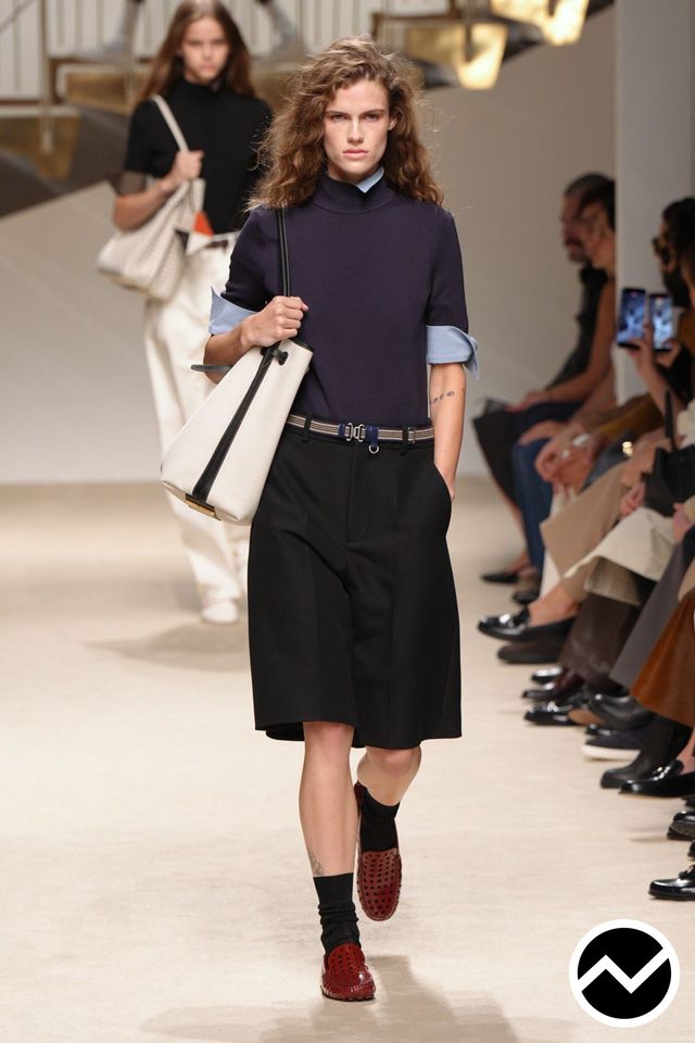 Tod's SS27 womenswear, look 1