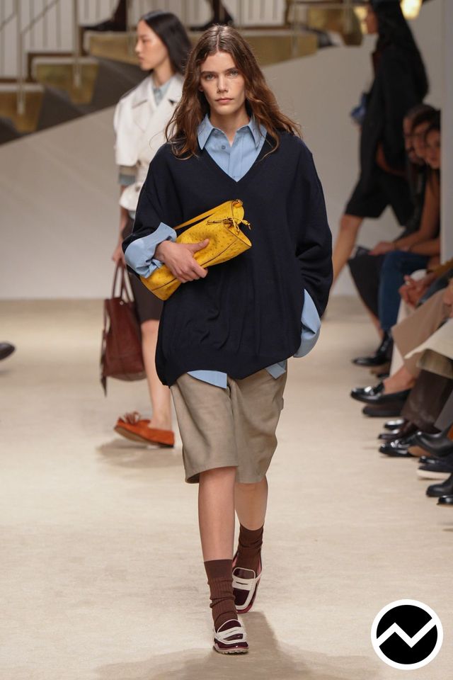 Tod's, SS27 womenswear, Side Pocket Shorts, look 10