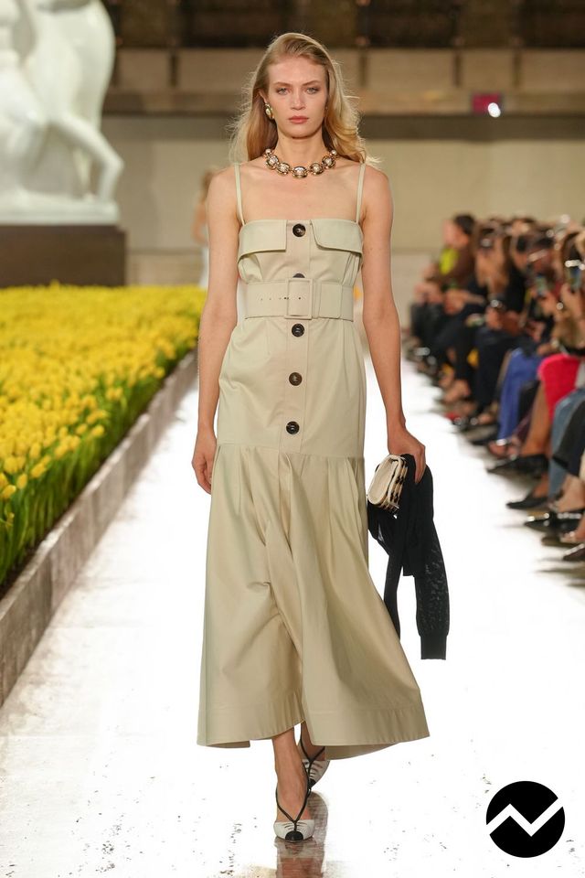 Carolina Herrera, SS27 womenswear, Almond, look 12