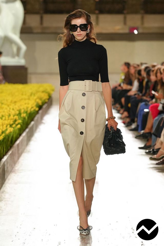Carolina Herrera, SS27 womenswear, Knife Skirts, look 18
