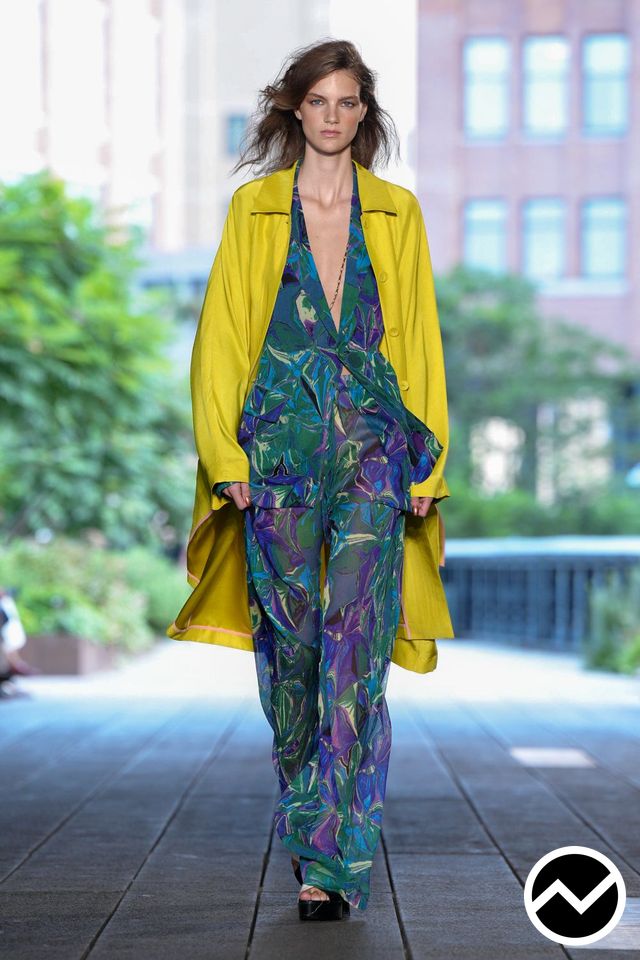 Diane Von Furstenberg, SS27 womenswear, Pine Green, look 7