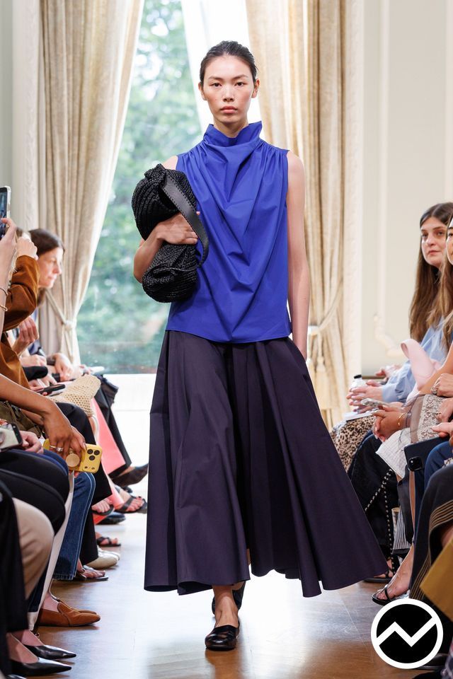 Kallmeyer, SS27 womenswear, Royal Blue, look 24