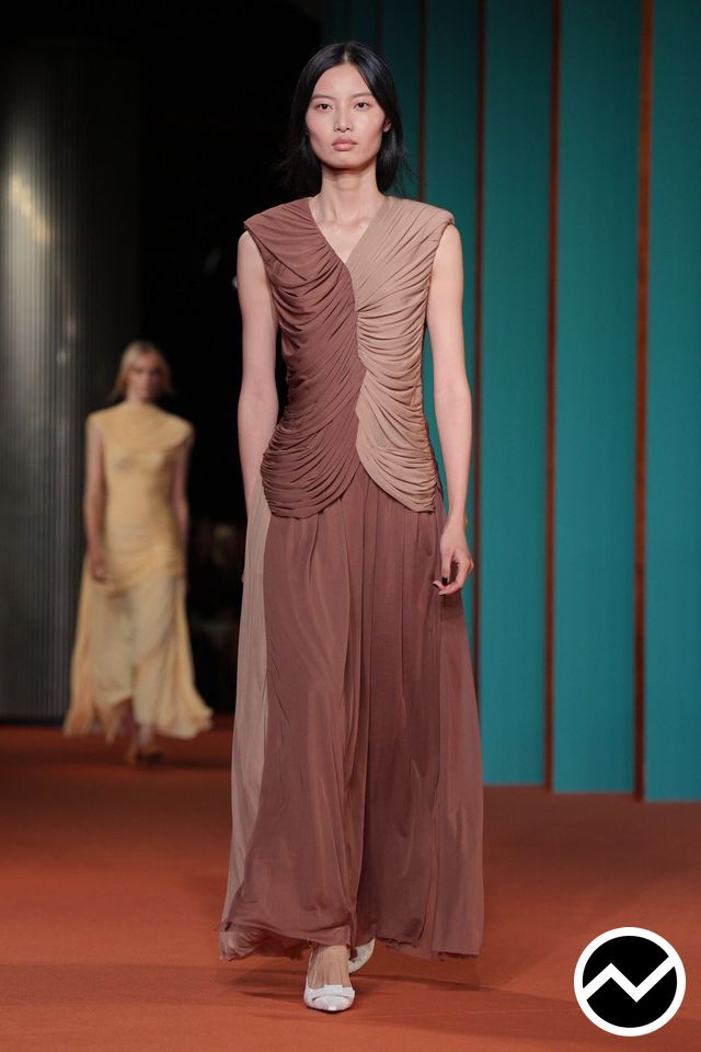 Tory Burch, SS27 womenswear, Sculptural, look 39