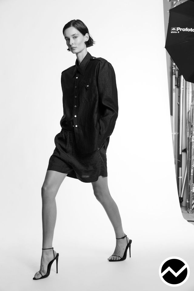 Yigal Azrouël, SS27 womenswear, Side Pocket Shorts, look 10