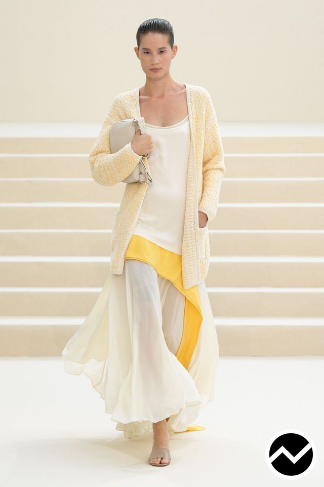 Akris, SS27 womenswear, Layered Skirts, look 16
