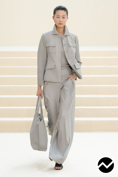 Akris, SS27 womenswear, Minimalist, look 34