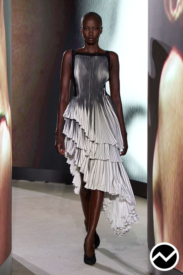 Alaïa SS27 womenswear, look 37