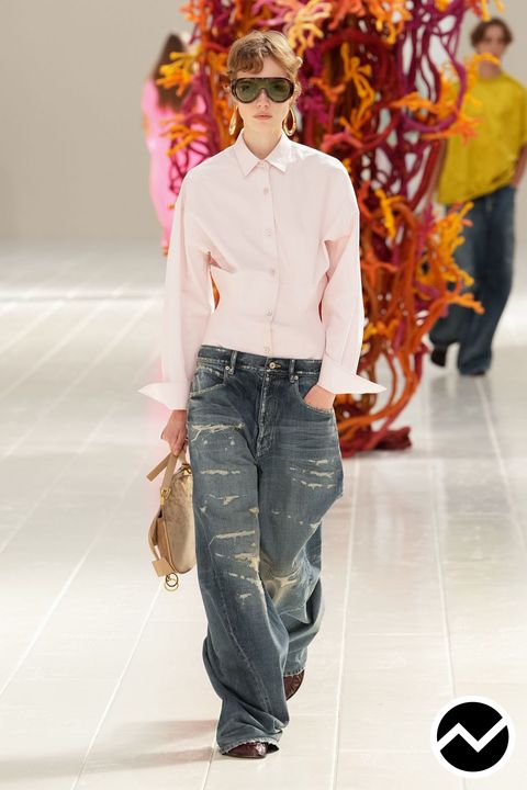 Balenciaga, SS27 womenswear, Boyfriend Jeans, look 55