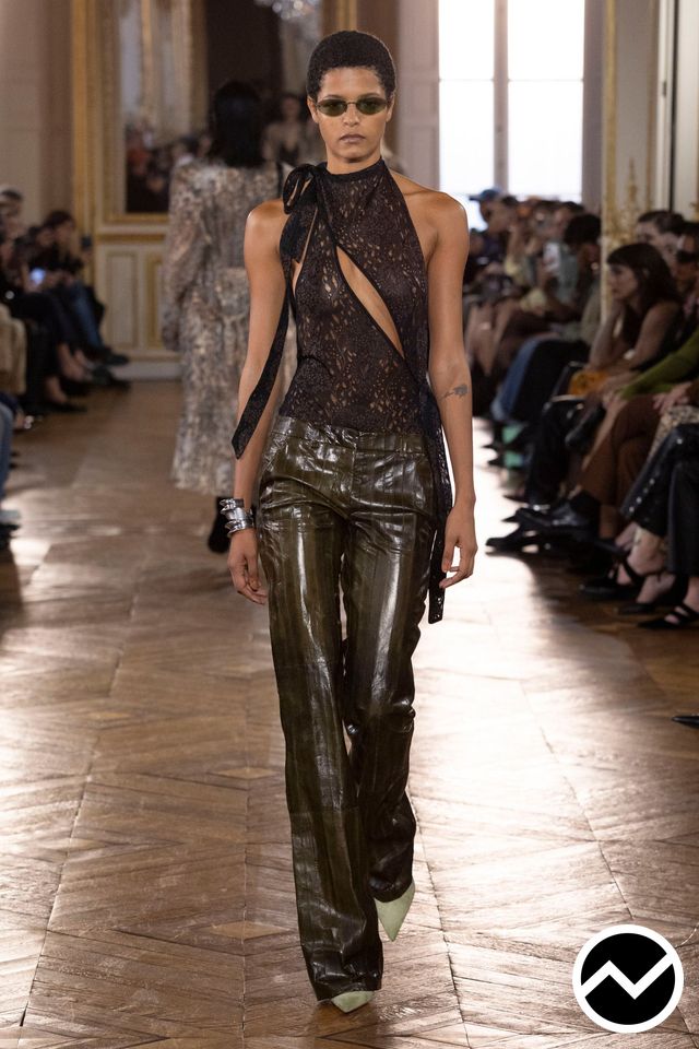 Balmain, SS27 womenswear, Low-Rise Pants, look 8