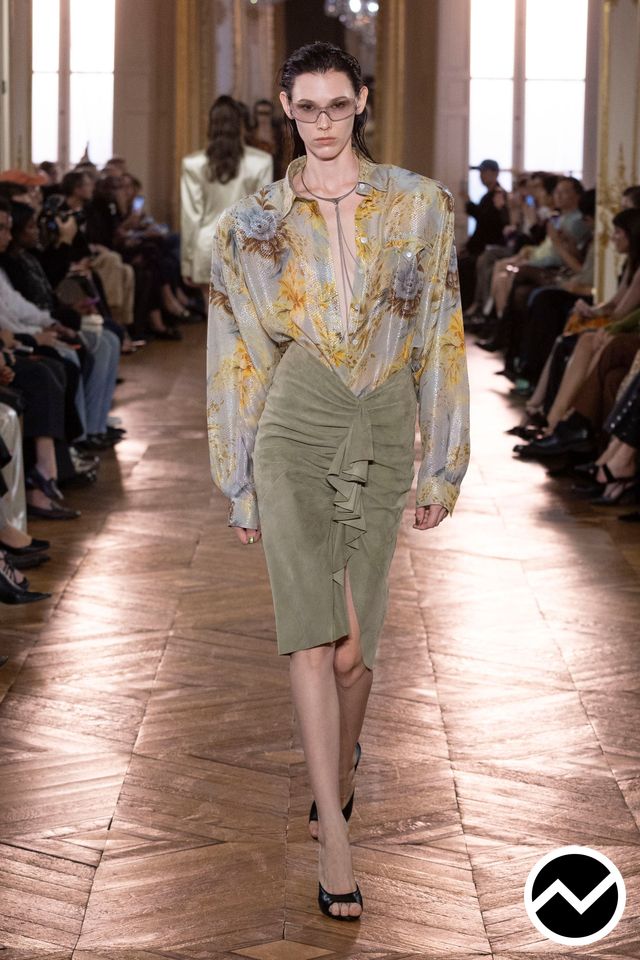 Balmain, SS27 womenswear, Moss, look 42