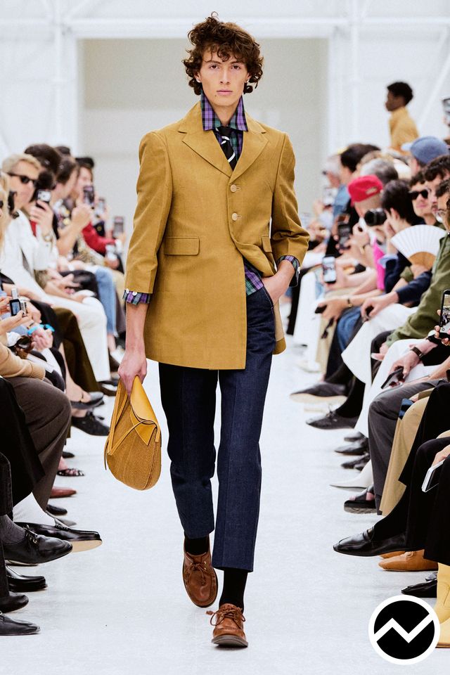 Celine, SS27 menswear, Mustard, look 65