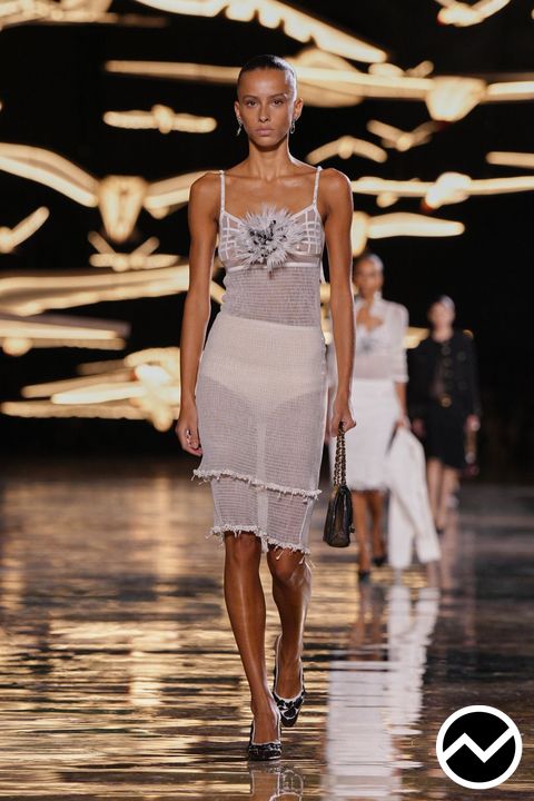Chanel SS27 womenswear, look 1