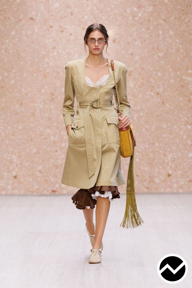 Chloé, SS27 womenswear, Camel, look 20
