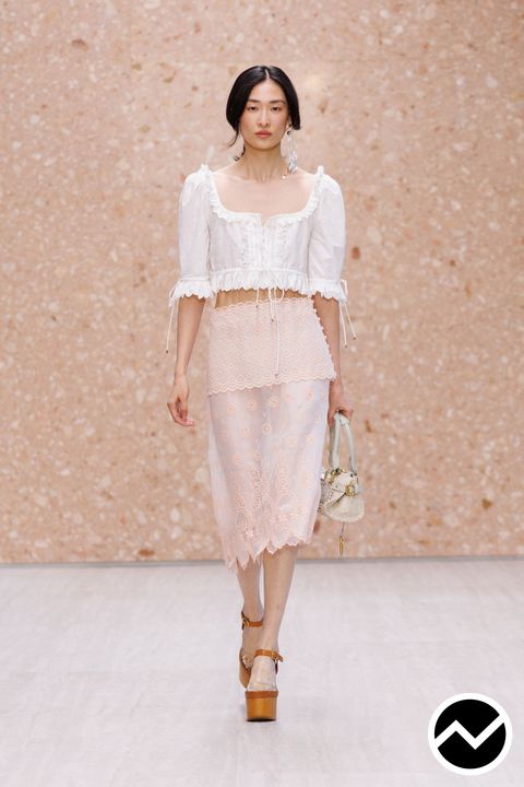 Chloé, SS27 womenswear, Scalloped Top, look 36