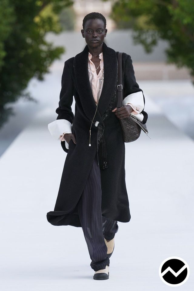Dior, SS27 womenswear, Side Pocket Coat, look 27