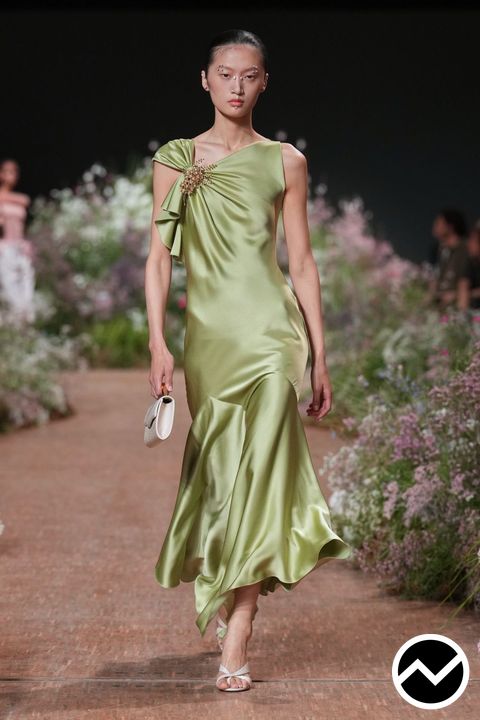 Elie Saab, SS27 womenswear, Asymmetric Sleeve Dress, look 20
