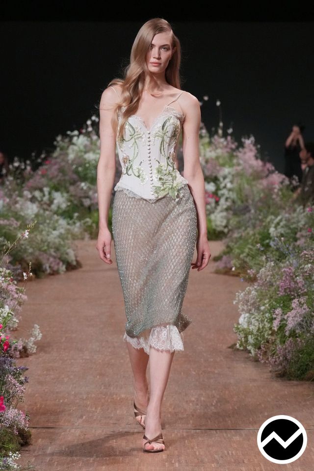 Elie Saab, SS27 womenswear, Regencycore, look 41