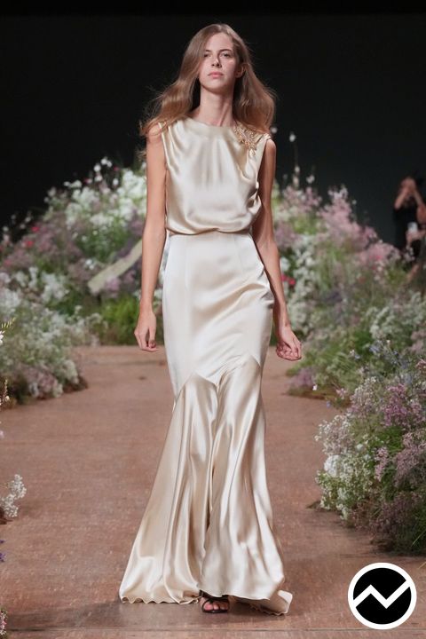 Elie Saab, SS27 womenswear, Sand, look 43