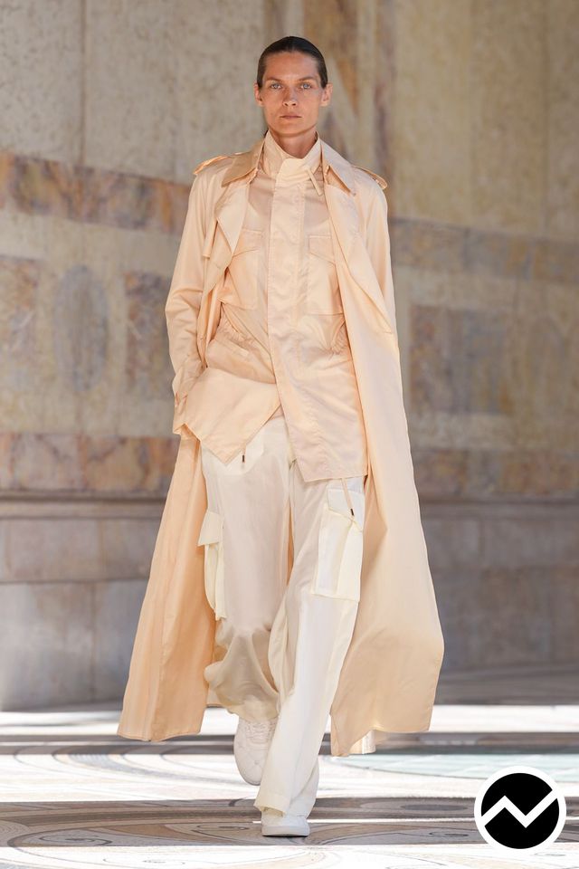 Gabriela Hearst, SS27 womenswear, Parachute, look 17