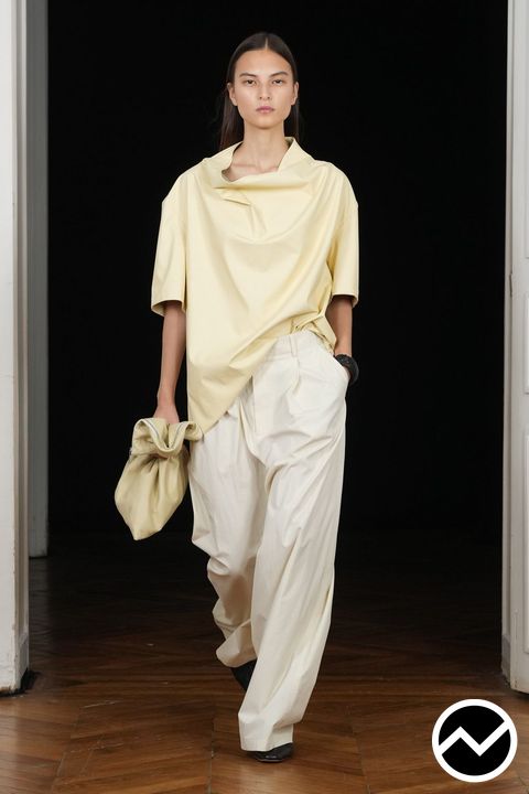 Gauchere, SS27 womenswear, Oversized Blouse, look 15