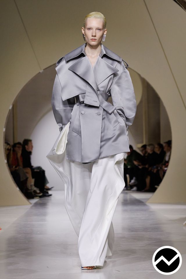 Givenchy, SS27 womenswear, Belted Jacket, look 44