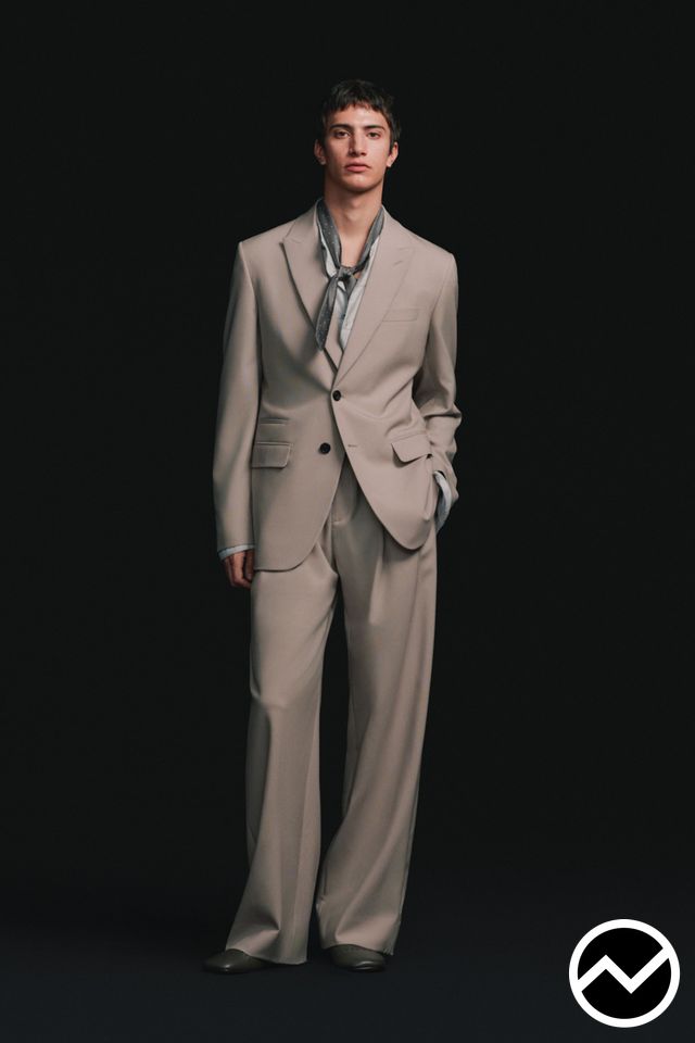 Hermès, SS27 menswear, Sand, look 36