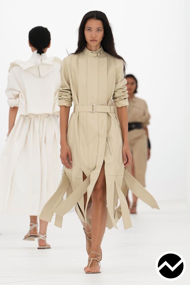 Hermès, SS27 womenswear, Belted Coat, look 13