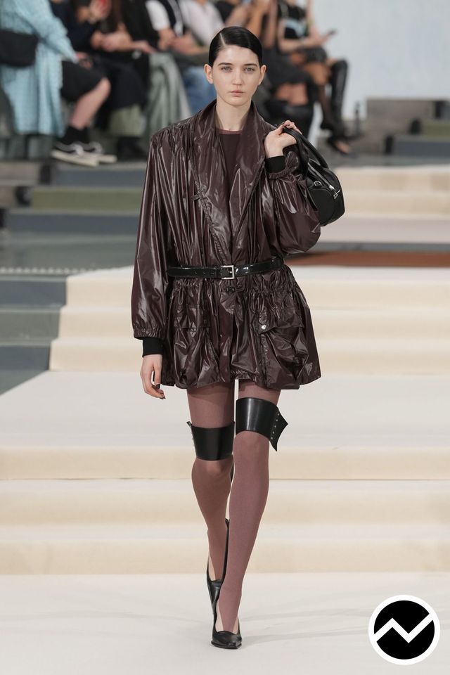 Julie Kegels, SS27 womenswear, Parachute, look 31