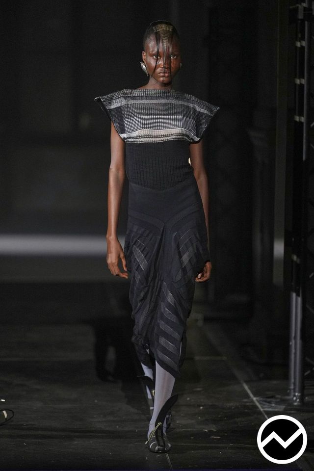 Kiko Kostadinov, SS27 womenswear, Striped, look 10