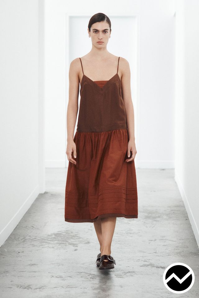 Lee Mathews, SS27 womenswear, Brick Red, look 23