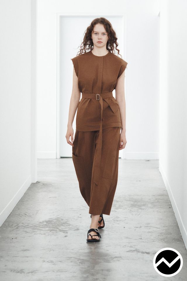 Lee Mathews, SS27 womenswear, Caramel, look 29