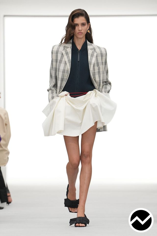 Loewe SS27 womenswear, look 1