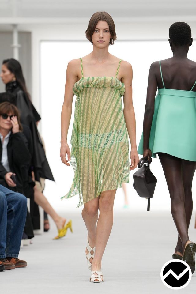 Loewe, SS27 womenswear, Botanical Green, look 44