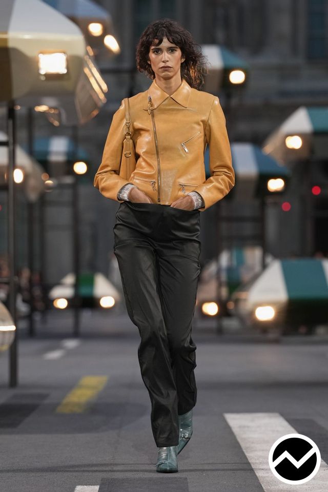Louis Vuitton, SS27 womenswear, Pumpkin, look 13