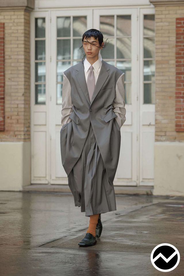 Sean Suen, SS27 menswear, Cropped Pants, look 14