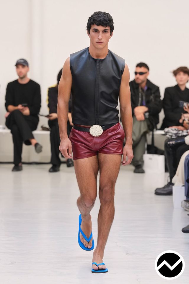 Situationist, SS27 menswear, Burgundy, look 37