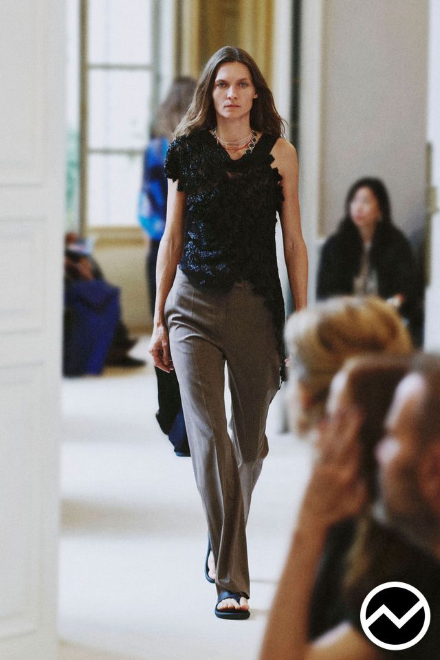 The Row, SS27 womenswear, Taupe, look 34