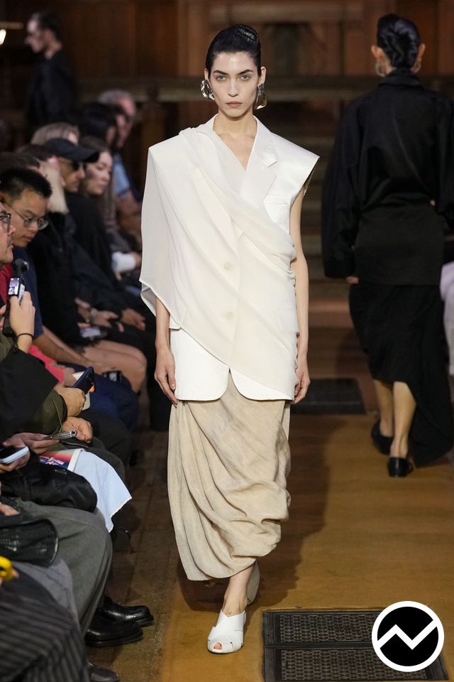 Uma Wang, SS27 womenswear, Tailored Vest, look 21