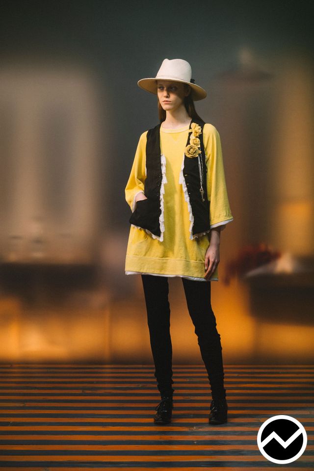 Undercover, SS27 womenswear, Waistcoat, look 31