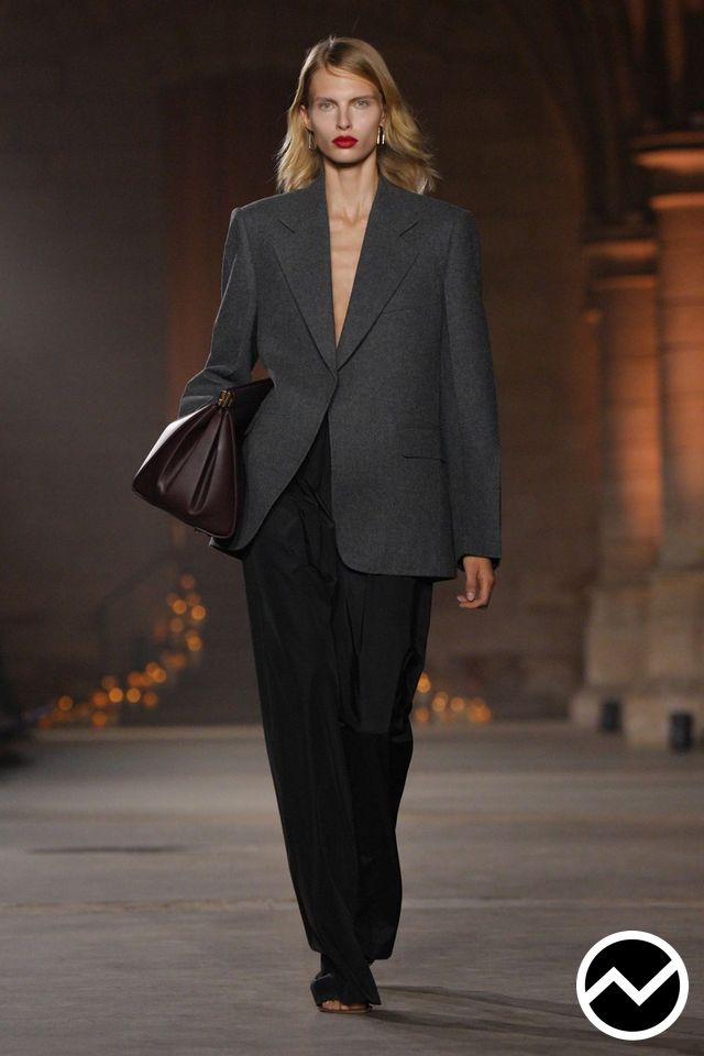 Victoria Beckham, SS27 womenswear, Single Pleated Pants, look 26