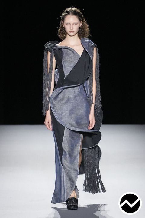 Yohji Yamamoto SS27 womenswear, look 1