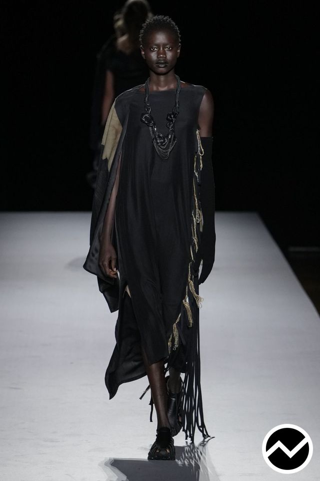 Yohji Yamamoto, Yohji Yamamoto SS27 womenswear, look 18
