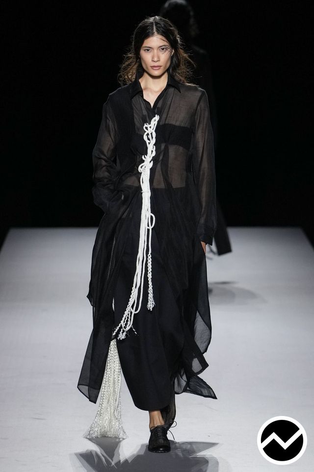 Yohji Yamamoto, Yohji Yamamoto SS27 womenswear, look 23