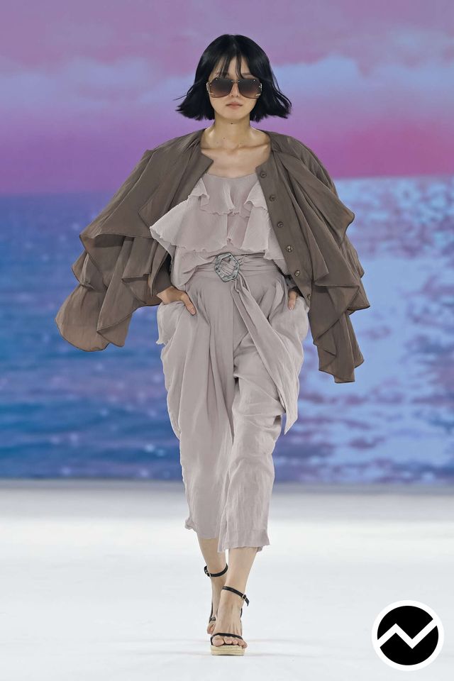 Cahiers, SS27 womenswear, Oversized Jacket, look 7